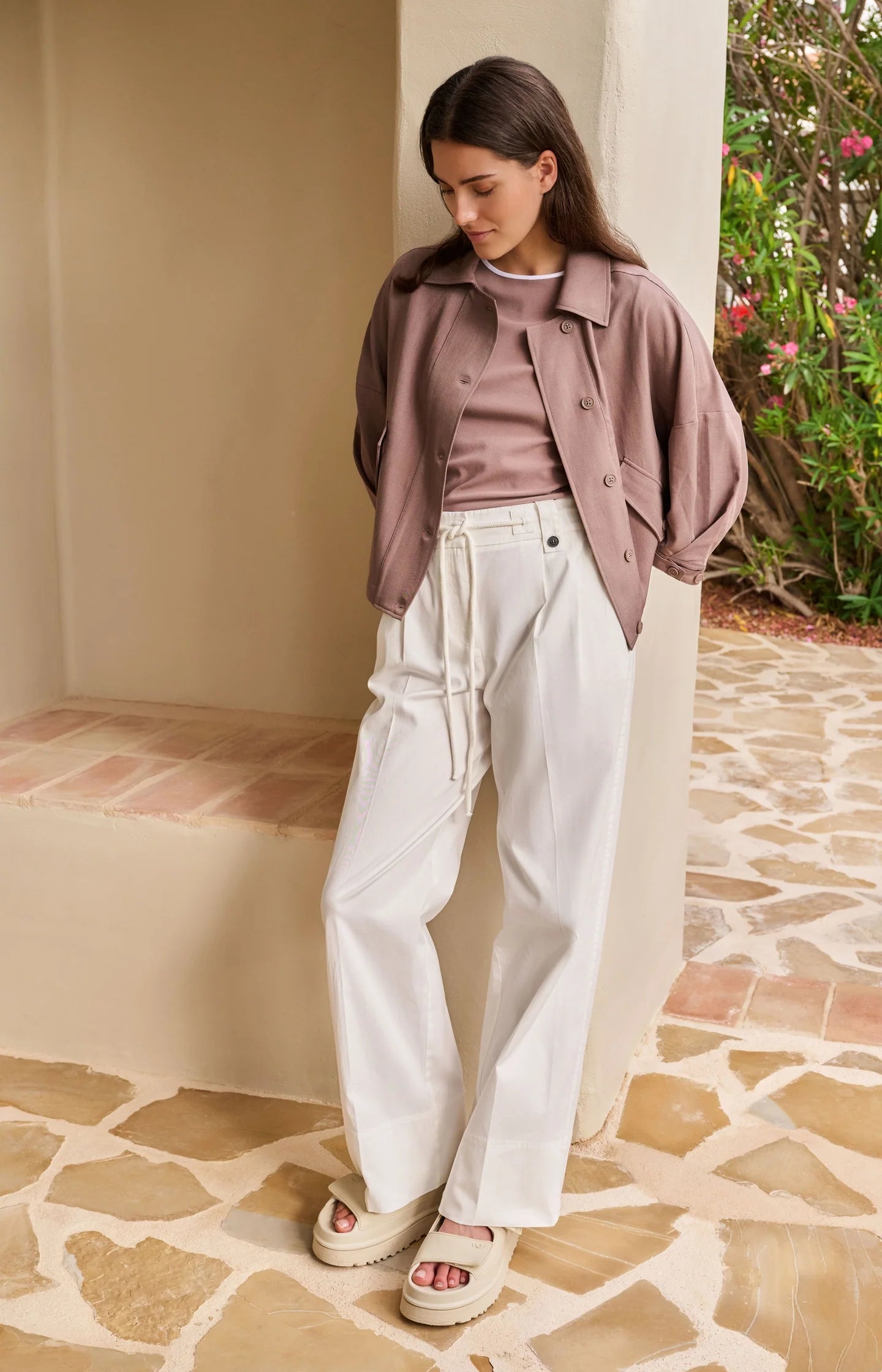 Blouse jacket with adjustable waistband and pockets