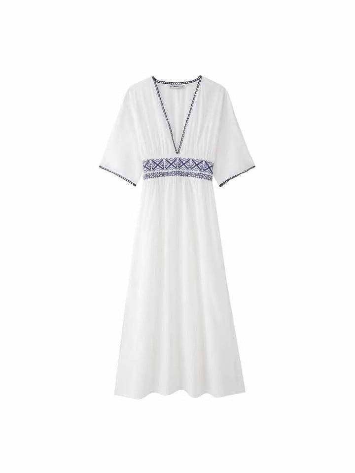 New Trendy Embroidered V-Neck Maxi Dress – Effortlessly Stylish & Versatile