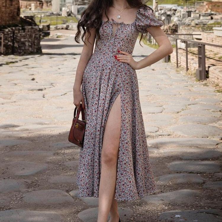 LOVELY LIBBY