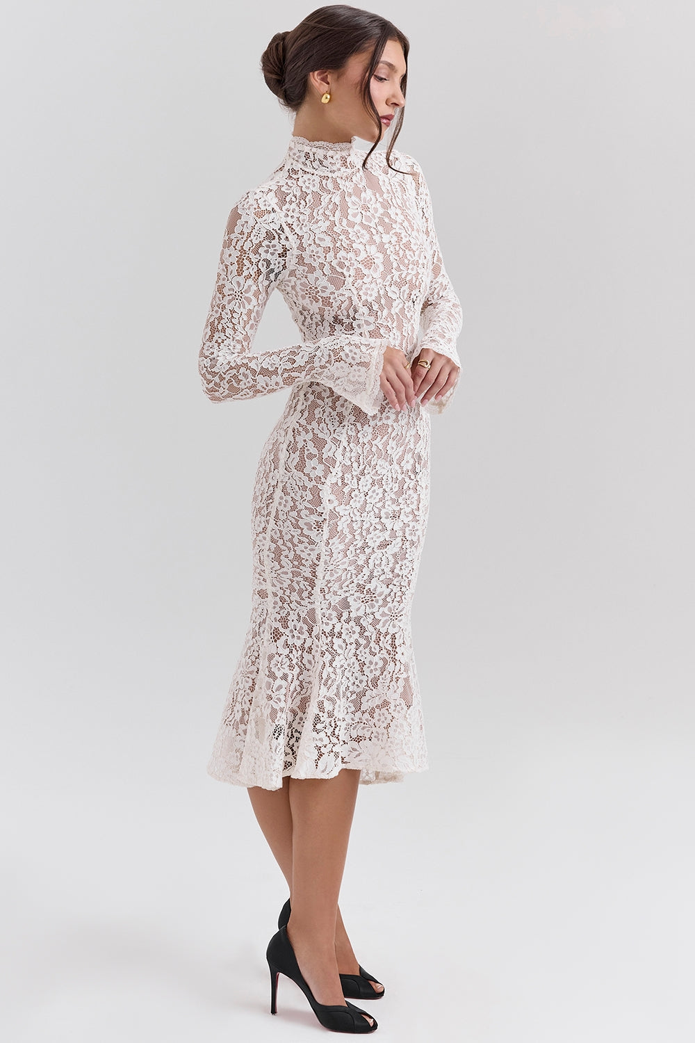 Sophia-Vintage Ivory Lace Fitted Midi Dress