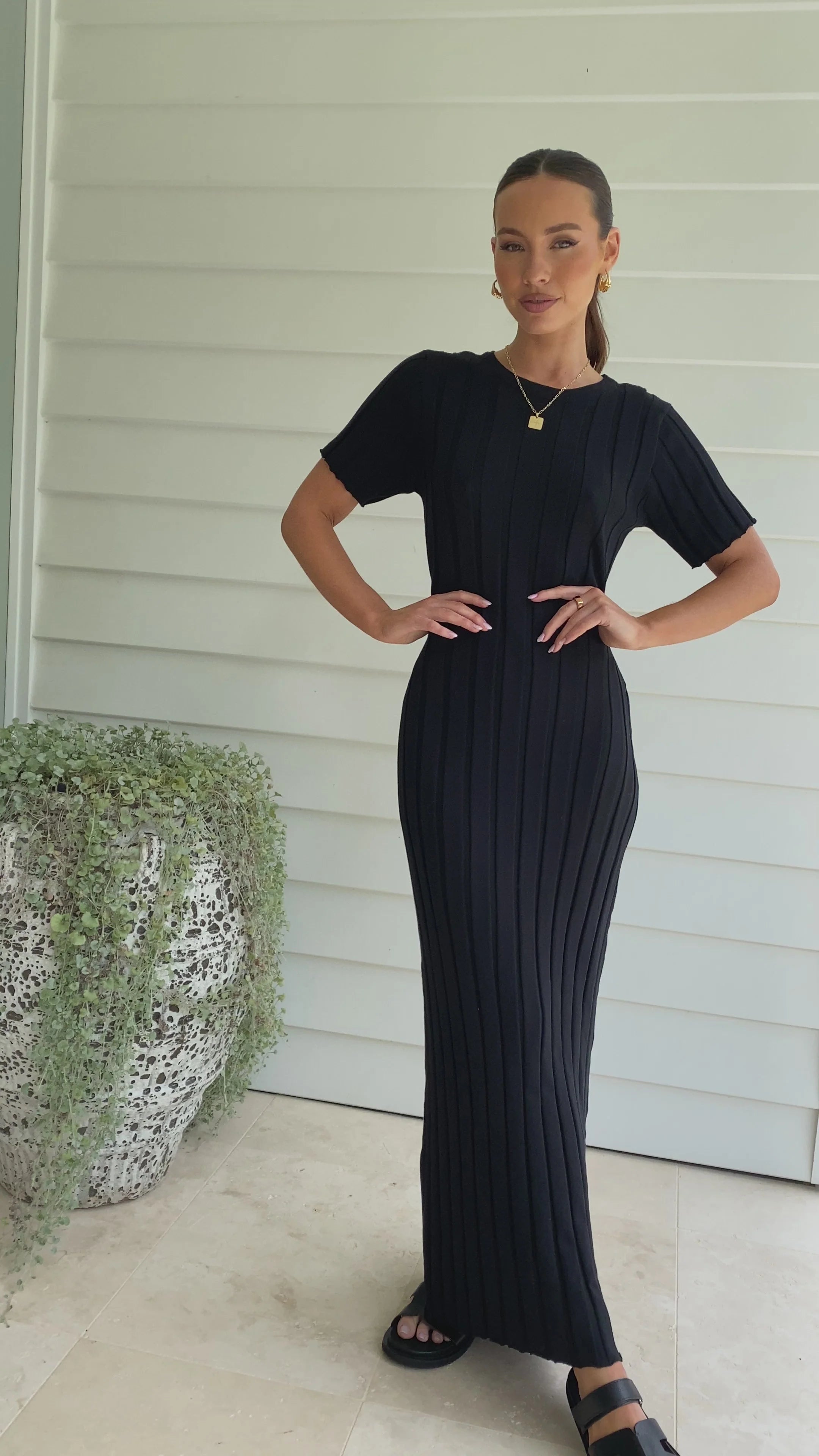 Mari Maxi Dress - Black